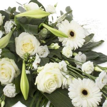 Fleurs de deuil choisies par le fleuriste